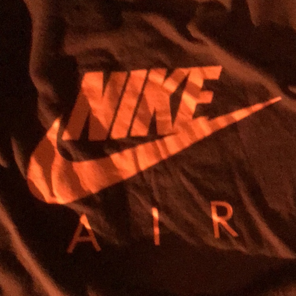 Nike tee… - Picture 3 of 7